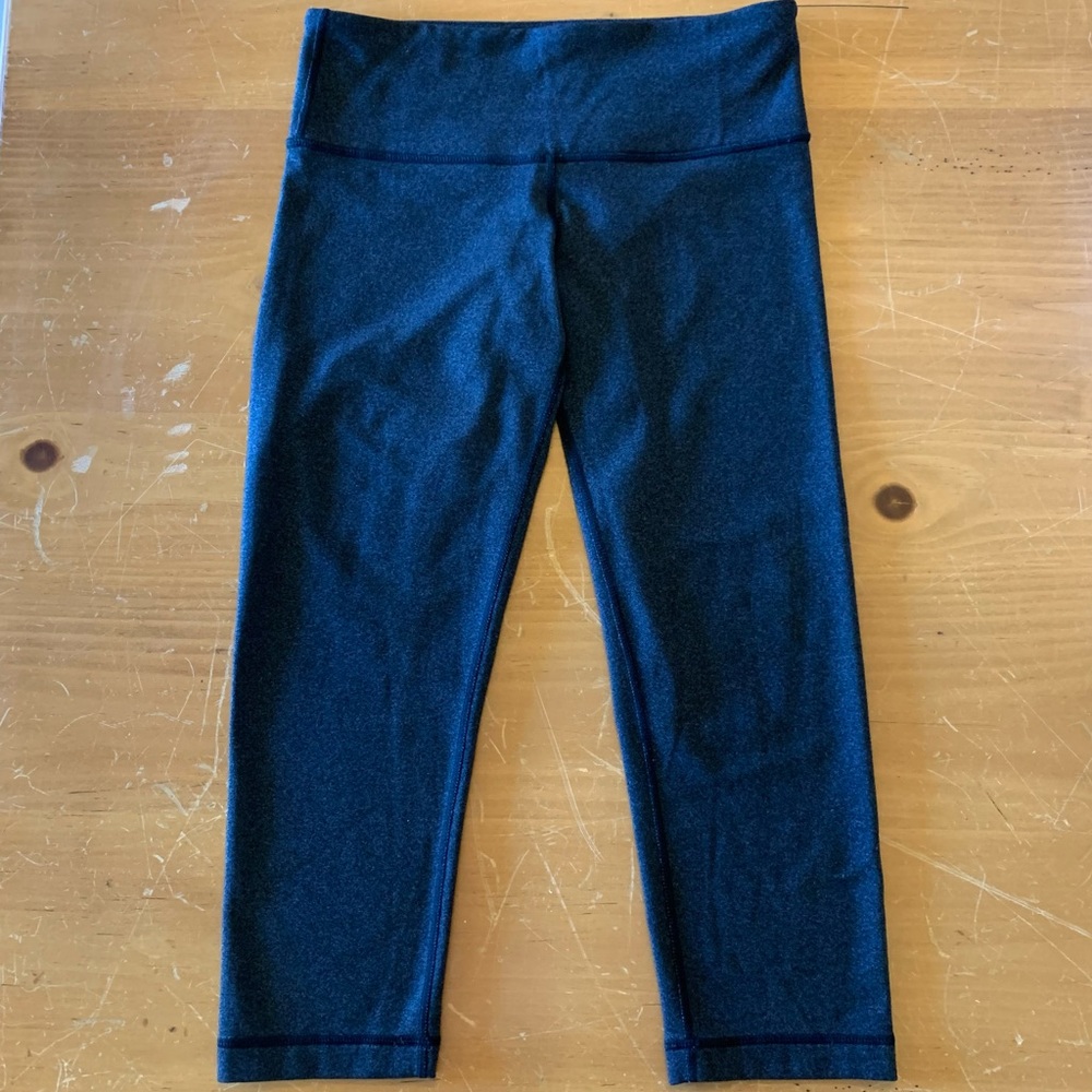 Lululemon Athletica Dark Gray Capri Leggings